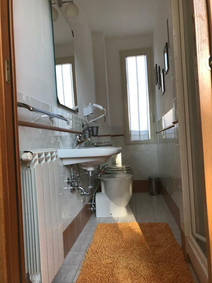 Agli acquedotti romani Esterno foto