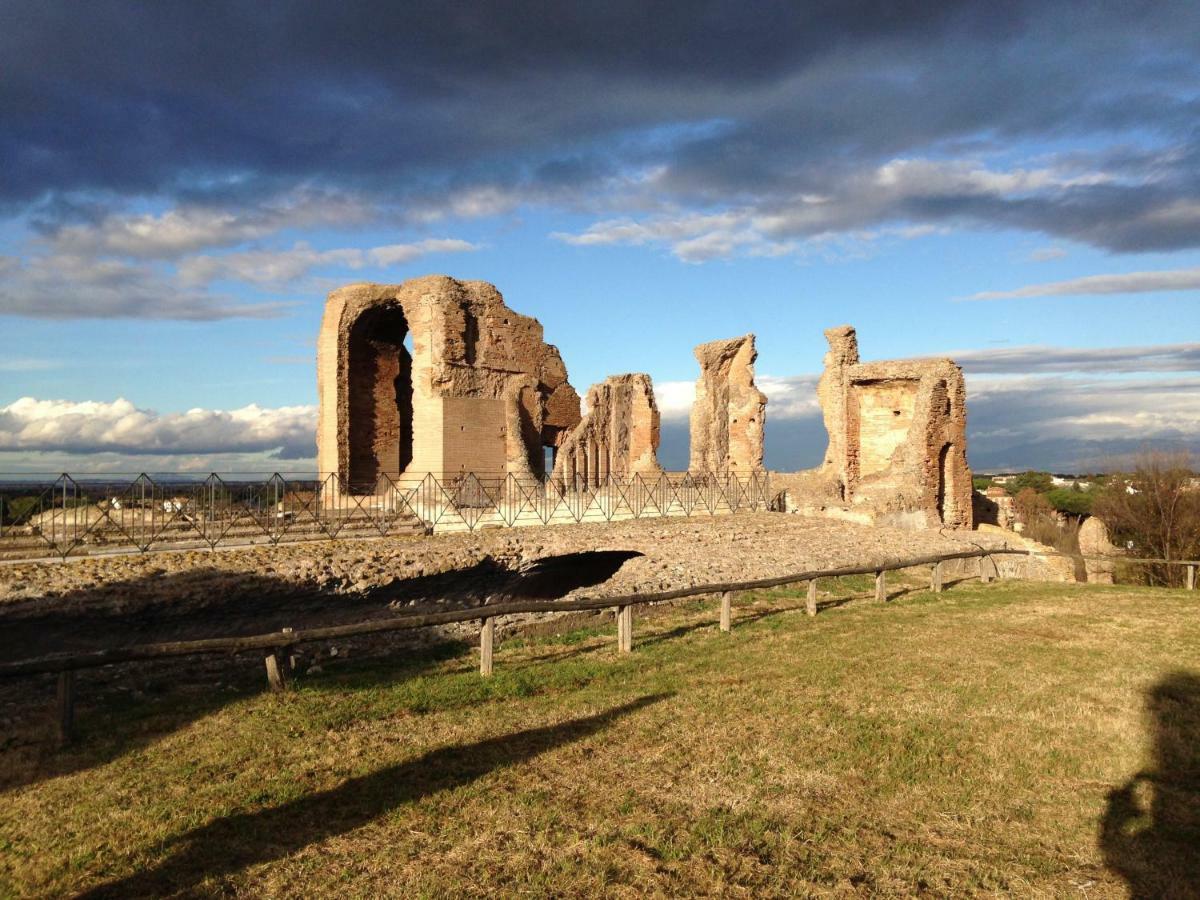 Agli acquedotti romani Esterno foto