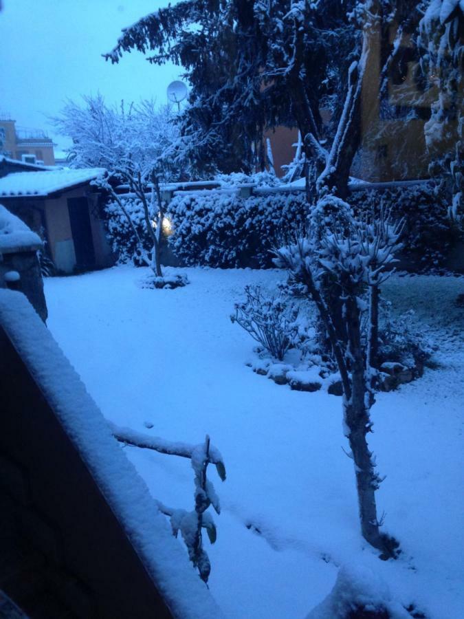 Agli acquedotti romani Esterno foto