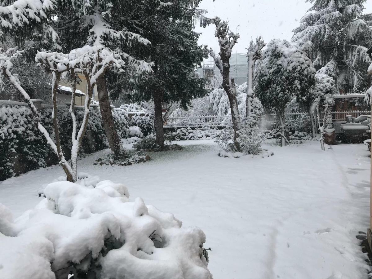 Agli acquedotti romani Esterno foto