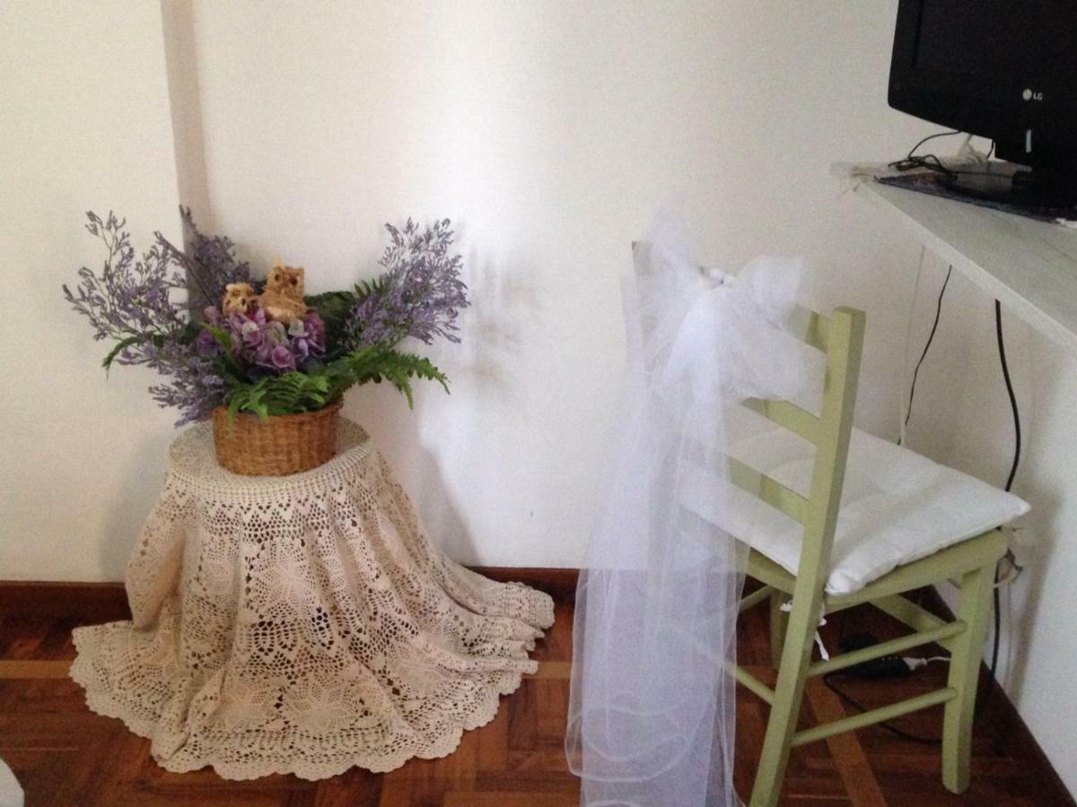 Agli acquedotti romani Esterno foto
