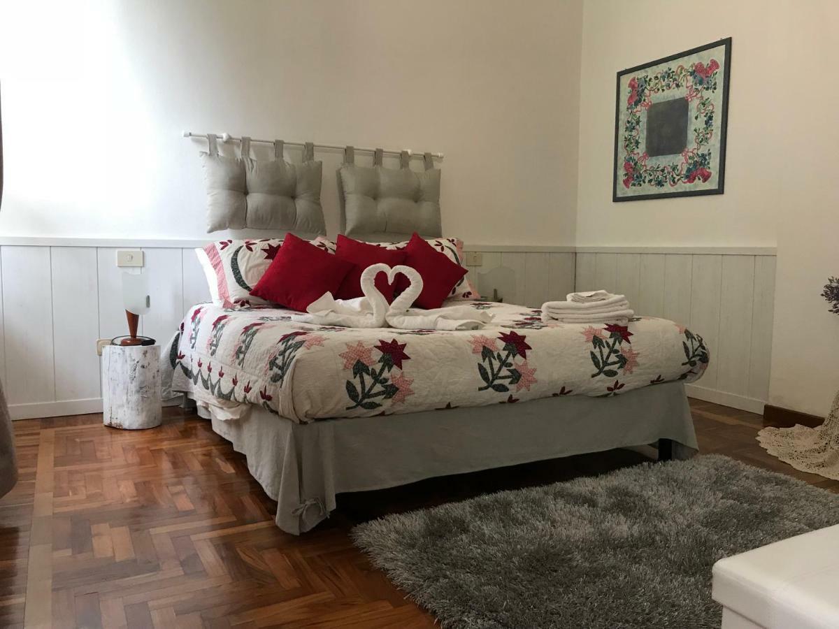 Agli acquedotti romani Esterno foto
